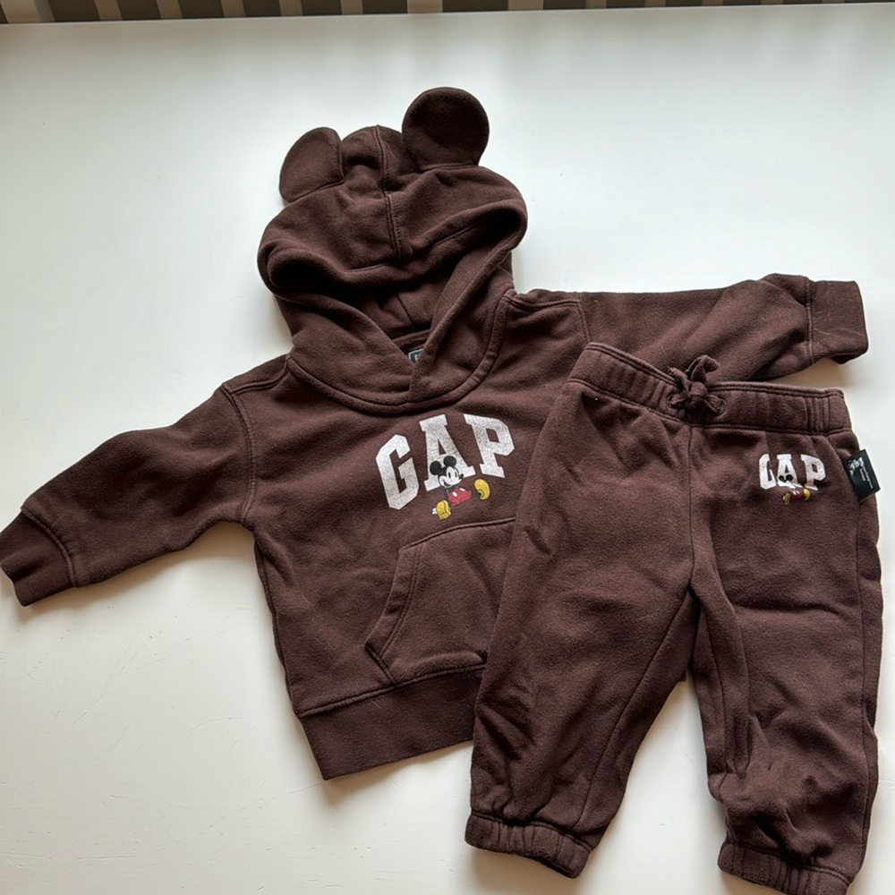 Disney Gap Sweat Set